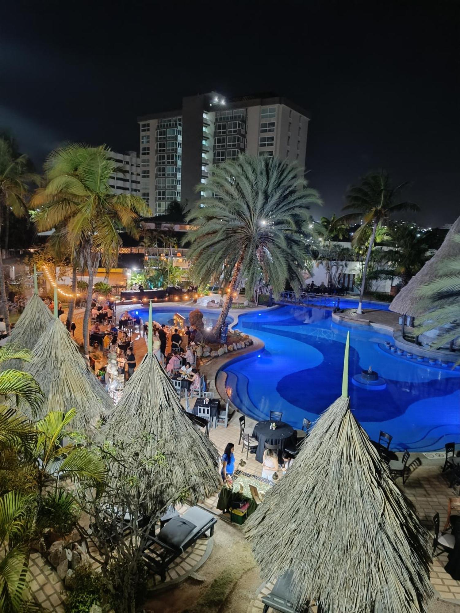 Hotel Margarita Village Порламар Экстерьер фото