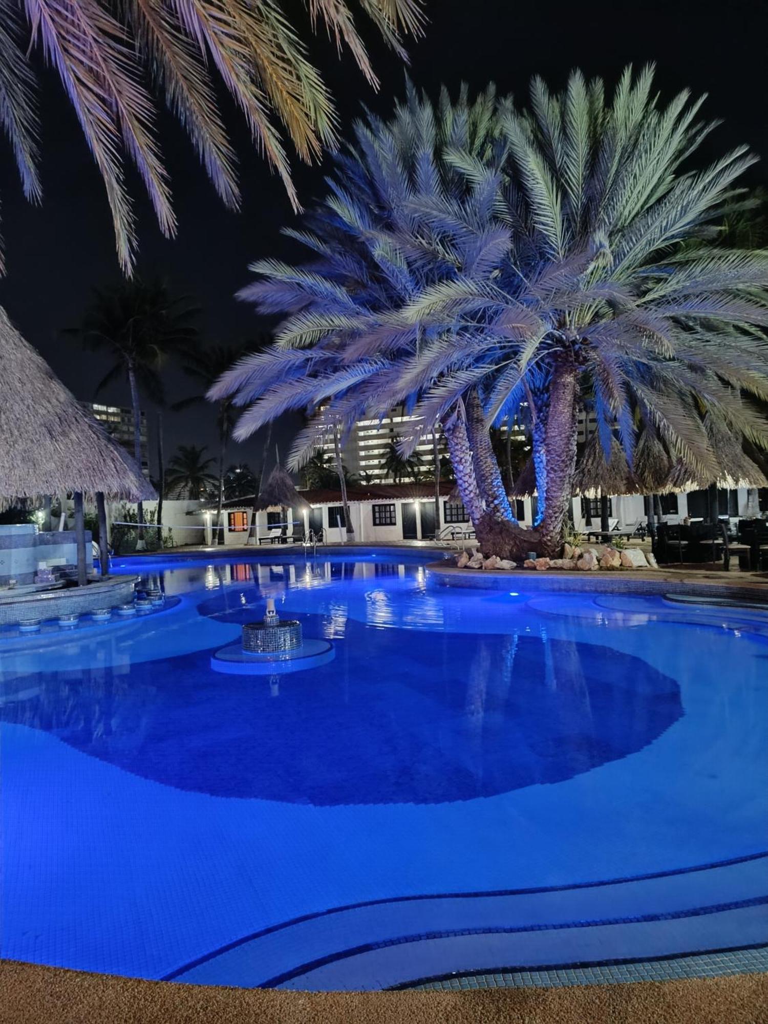 Hotel Margarita Village Порламар Экстерьер фото