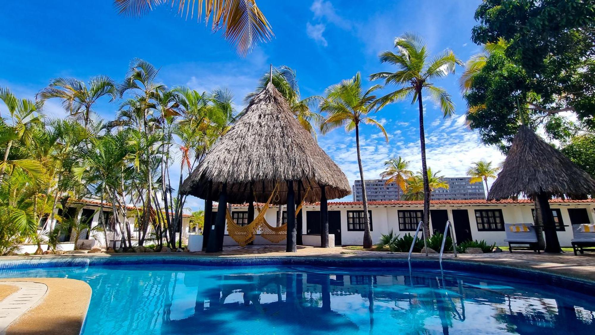 Hotel Margarita Village Порламар Экстерьер фото
